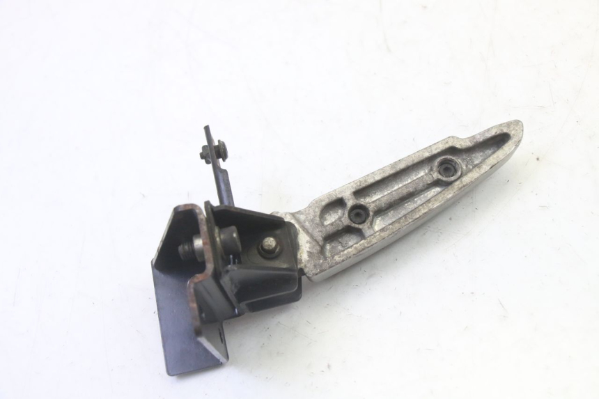 photo de REPOSAPIES TRASERA DERECHA PEUGEOT SATELIS 125 (2010 - 2012)