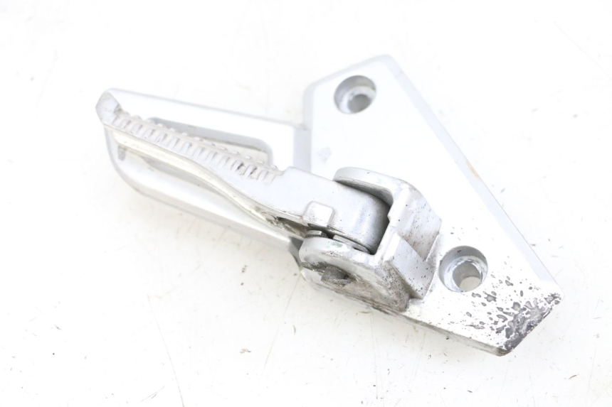 photo de REPOSAPIES TRASERA DERECHA PEUGEOT SPEEDFIGHT 4 4T EFI 50 (2021 - 2025) - Vista principal