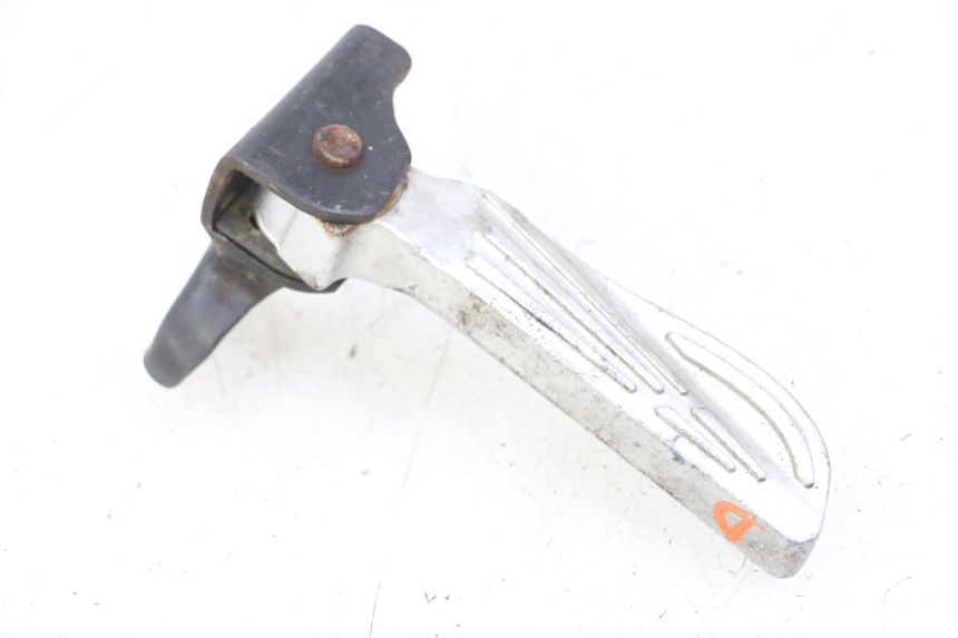 photo de REPOSAPIES TRASERA DERECHA PEUGEOT TWEET PRO CARGO 50 (2018 - 2020) - Vista principal