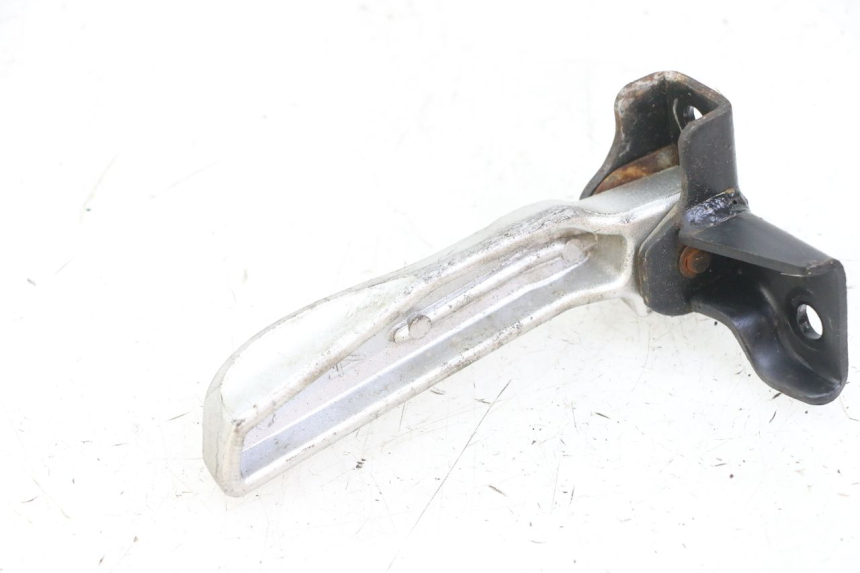 photo de REPOSAPIES TRASERA DERECHA PEUGEOT TWEET PRO CARGO 50 (2018 - 2020) - Detalles de los puntos de fijación