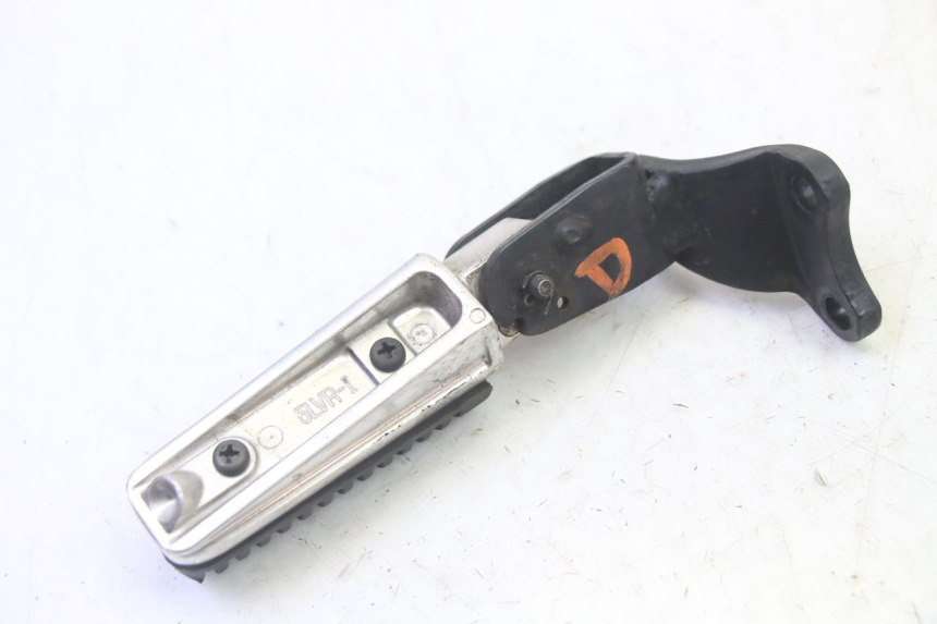 photo de REPOSAPIES TRASERA DERECHA YAMAHA X-MAX XMAX 250 (2006 - 2009)