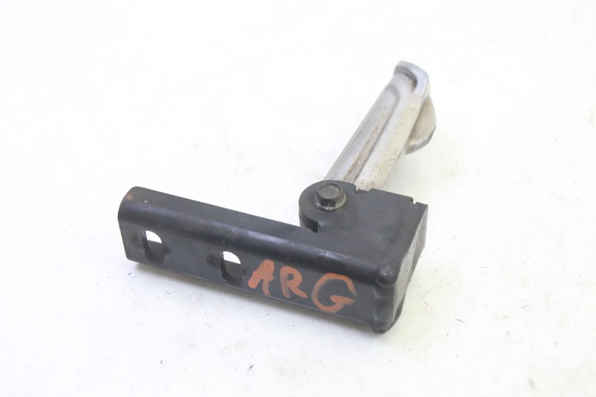 photo de REPOSAPIES TRASERA IZQUIERDA QUADRO 4 4D 350 (2015 - 2018)