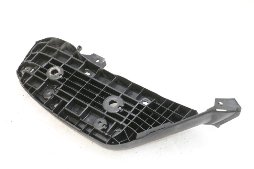 photo de REPOSAPIES TRASERA IZQUIERDA SUZUKI BURGMAN 650 (2013 - 2020)