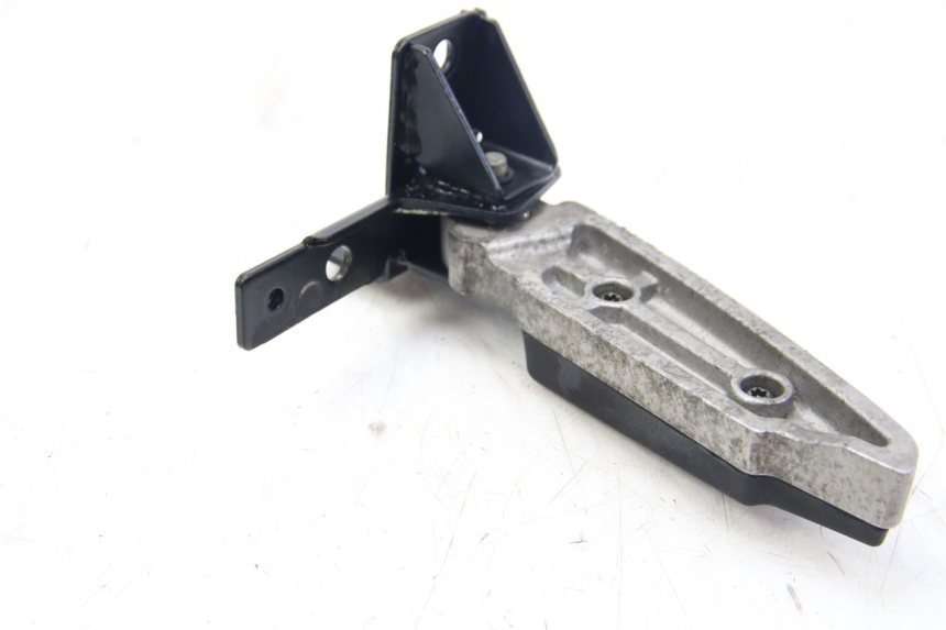 photo de SOPORTE DE PIE TRASERO IZQUIERDO PEUGEOT CITYSTAR AIR 125 (2014 - 2017)