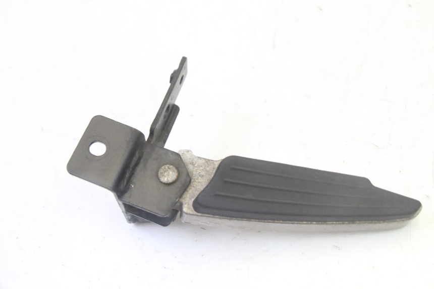 photo de SOPORTE DE PIE TRASERO IZQUIERDO PEUGEOT CITYSTAR 50 (2013 - 2017)