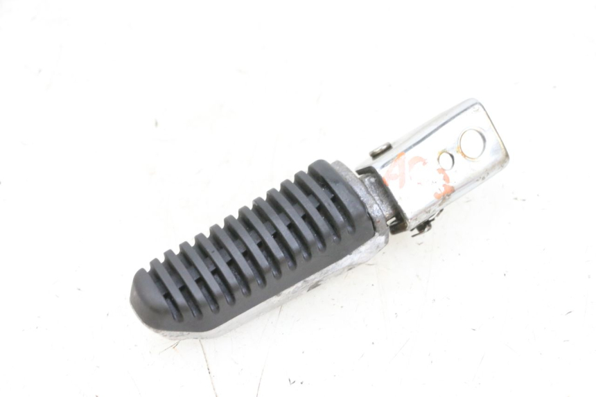 photo de REPOSAPIES TRASERA IZQUIERDA KSR CODE 125 (2018 - 2020) - Zoom estado de uso