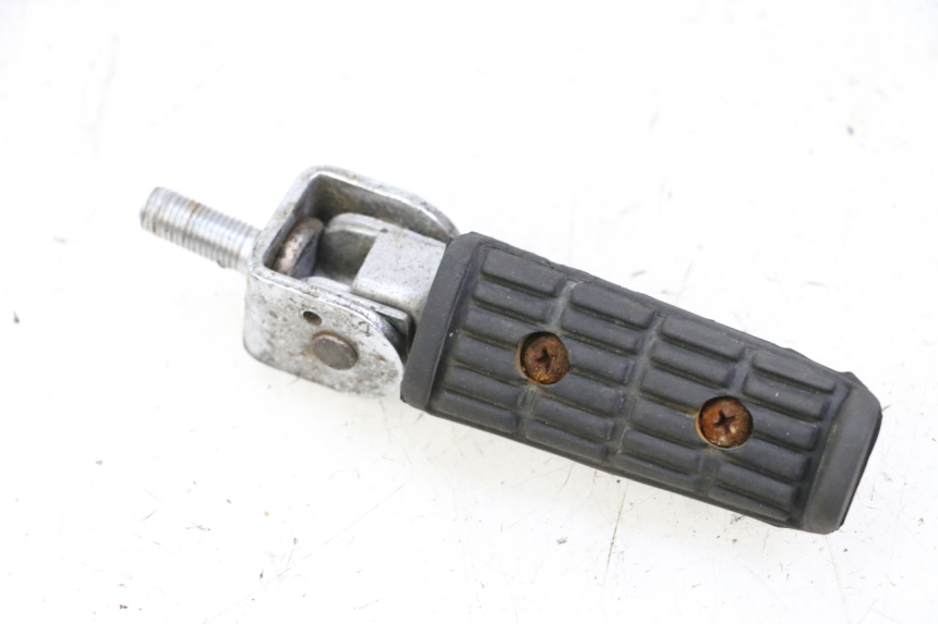 photo de REPOSAPIES TRASERA IZQUIERDA YAMAHA FJ 36Y 1100 (1984 - 1985)