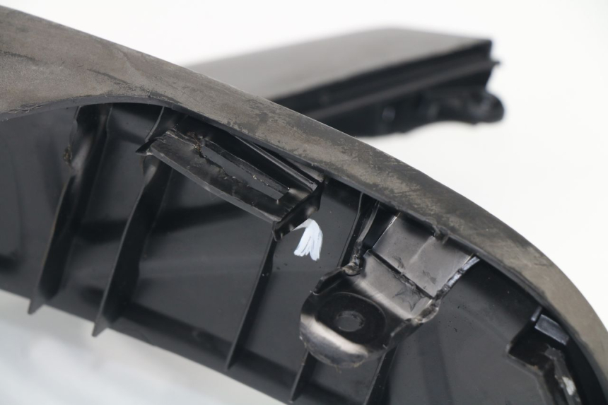 photo de REPOSAPIES TRASERA IZQUIERDA KYMCO GRAND DINK 125 (2002 - 2007)
