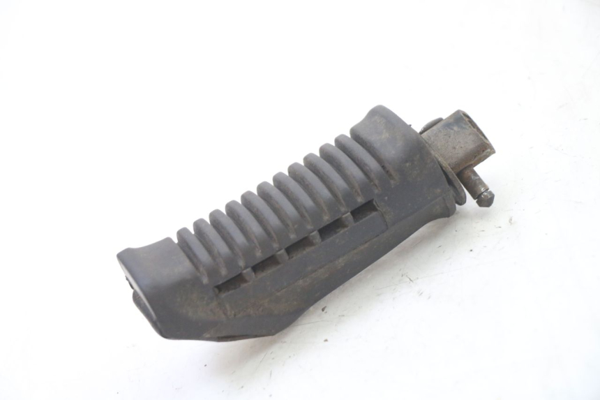 photo de REPOSAPIES TRASERA IZQUIERDA SUZUKI GS GSE 500 (2001 - 2003)