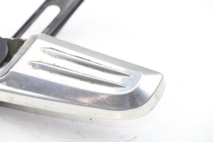 photo de REPOSAPIES TRASERA IZQUIERDA HONDA PCX (JF47) 125 (2012 - 2013)