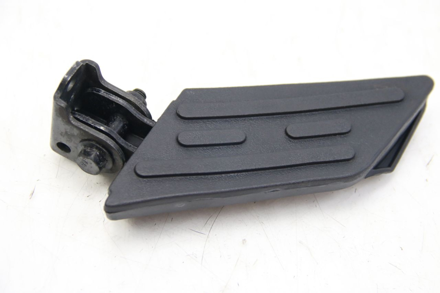 photo de SOPORTE DE PIE TRASERO IZQUIERDO PEUGEOT KISBEE 2T 50 (2018 - 2022)