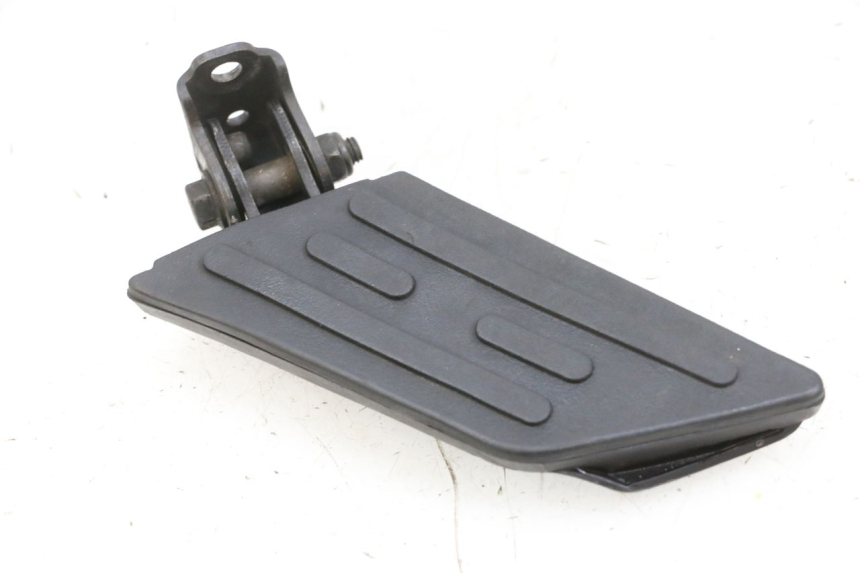 photo de SOPORTE DE PIE TRASERO IZQUIERDO PEUGEOT KISBEE 4T 50 (2010 - 2017)