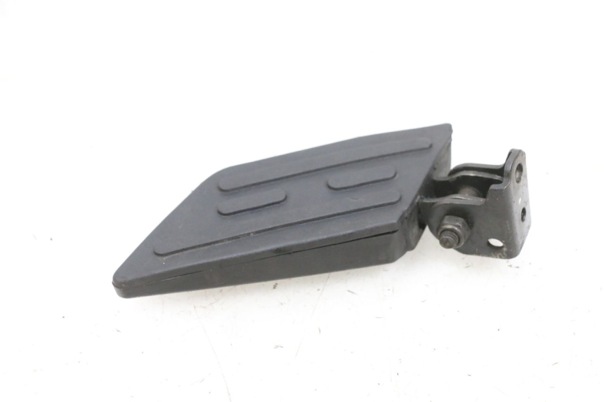 photo de SOPORTE DE PIE TRASERO IZQUIERDO PEUGEOT KISBEE 4T 50 (2010 - 2017)