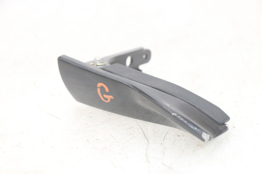 photo de REPOSAPIES TRASERA IZQUIERDA PIAGGIO MP3 HPE 300 (2019 - 2026) - Vista general del producto