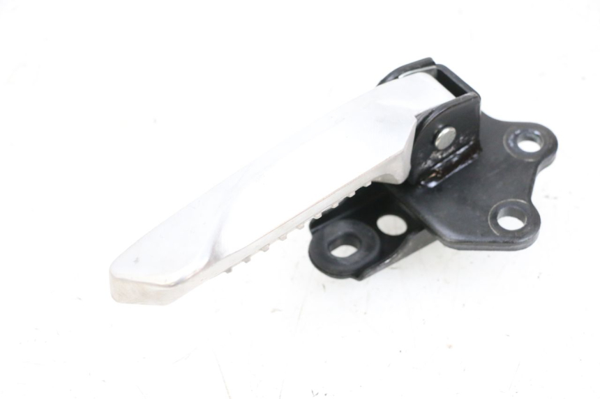 photo de REPOSAPIES TRASERA IZQUIERDA YAMAHA NEO'S CORE 1 (2022 - 2026) - Zoom estado de uso