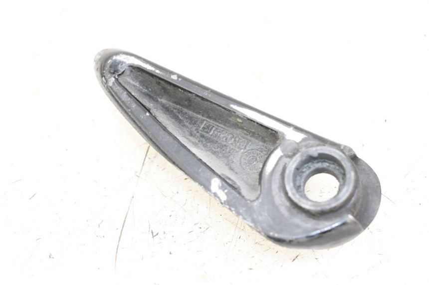 photo de REPOSAPIES TRASERA IZQUIERDA YAMAHA NEO'S NEOS 2T 50 (2007 - 2017)