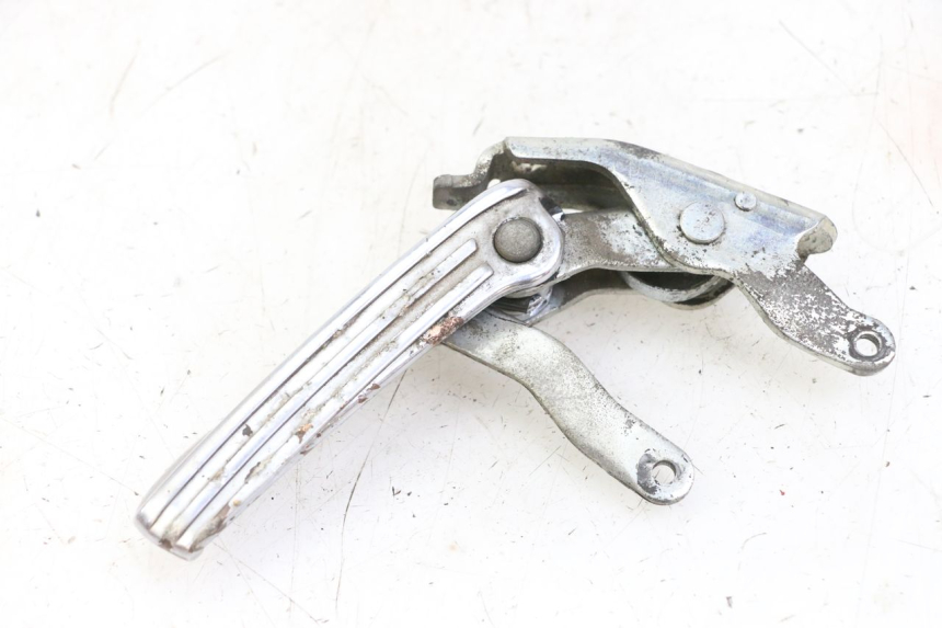 photo de REPOSAPIES TRASERA IZQUIERDA PIAGGIO VESPA GRANTURISMO 200 (2004 - 2005)
