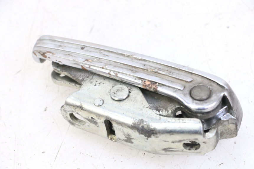 photo de REPOSAPIES TRASERA IZQUIERDA PIAGGIO VESPA GRANTURISMO 200 (2004 - 2005)