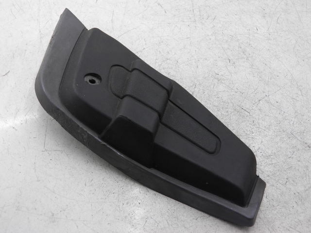 photo de REPOSAPIES TRASERA IZQUIERDA PIAGGIO X9 EVOLUTION 500 (2003 - 2005)