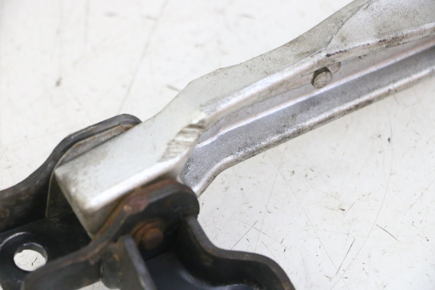 photo de REPOSAPIES TRASERA IZQUIERDA PEUGEOT TWEET PRO CARGO 50 (2018 - 2020) - Otra perspectiva