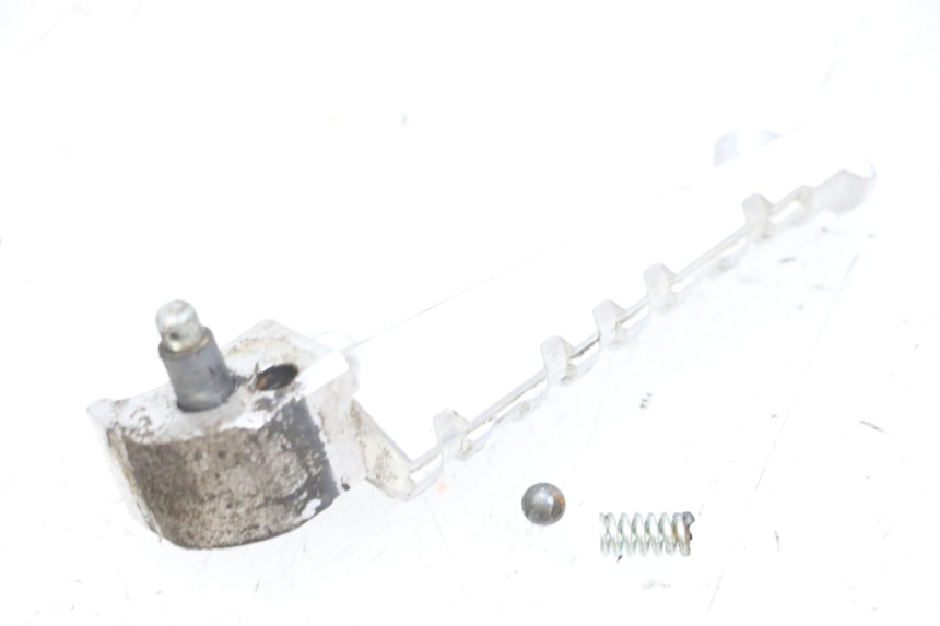 photo de REPOSAPIES TRASERA IZQUIERDA YAMAHA X-MAX XMAX 125 (2010 - 2013) - Zoom estado de uso