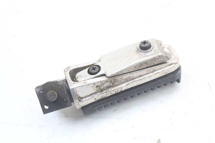 photo de REPOSAPIES TRASERA IZQUIERDA YAMAHA XJ6 ABS 600 (2008 - 2016)