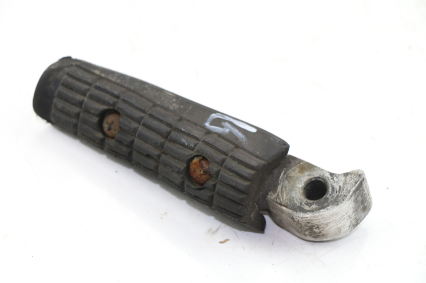 photo de REPOSAPIES TRASERA IZQUIERDA YAMAHA XJS DIVERSION 600 (2000 - 2003)