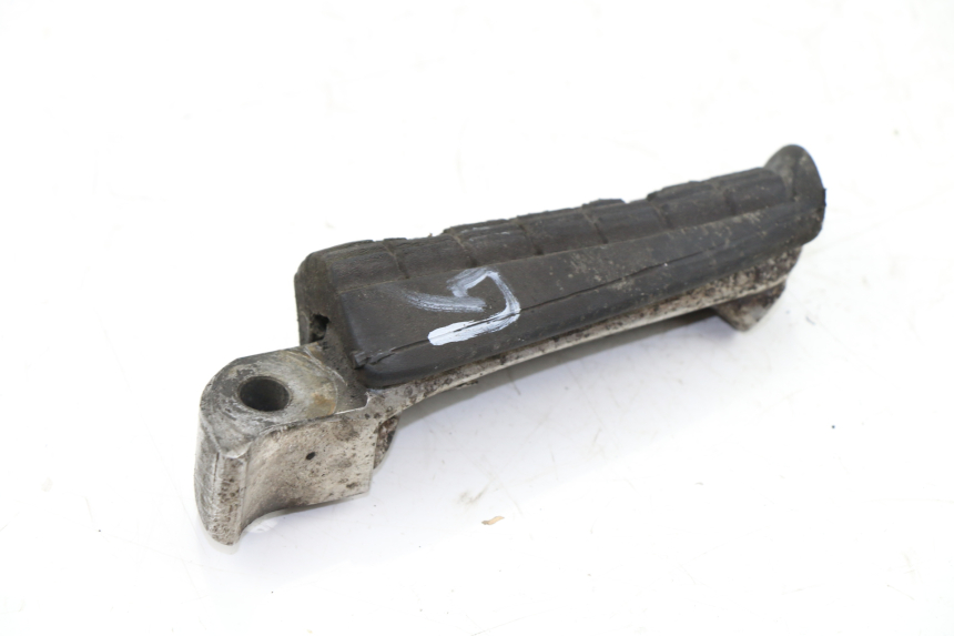 photo de REPOSAPIES TRASERA IZQUIERDA YAMAHA XJS DIVERSION 600 (2000 - 2003)
