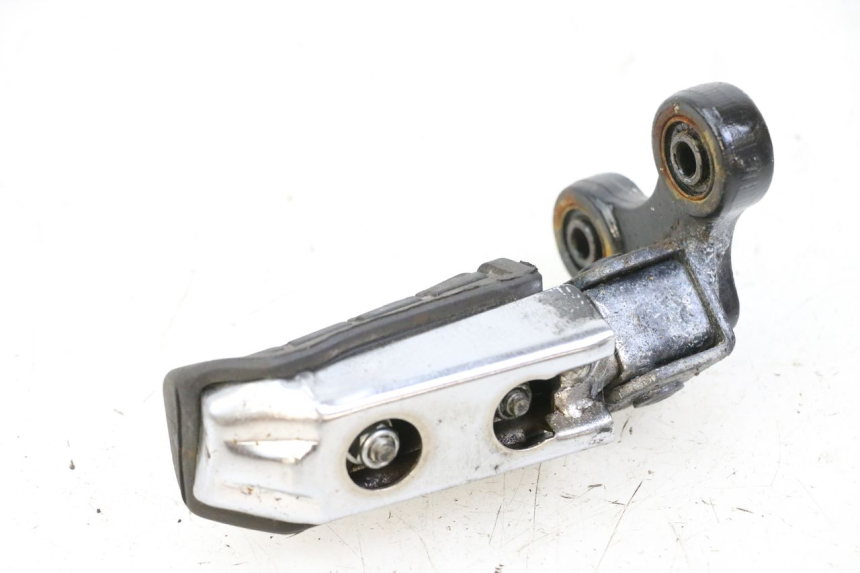 photo de REPOSAPIES DELANTERA DERECHA YAMAHA FJ 36Y 1100 (1984 - 1985)