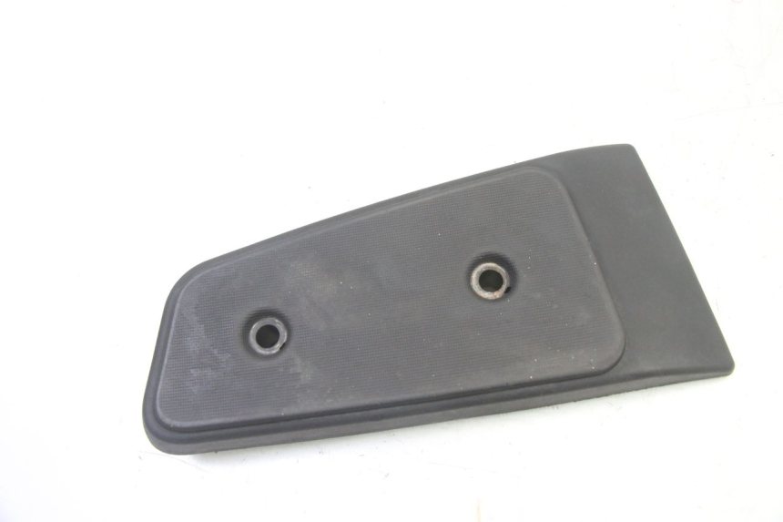 photo de REPOSAPIES DELANTERA DERECHA PIAGGIO MP3 RL 250 (2007 - 2010)