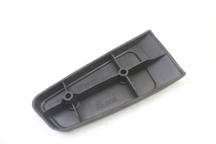 photo de REPOSAPIES DELANTERA DERECHA PIAGGIO MP3 RL 250 (2007 - 2010)