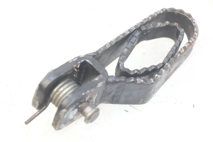 photo de REPOSAPIÉ DERECHO DELANTERO PEUGEOT XP6 50 (2006 - 2011)