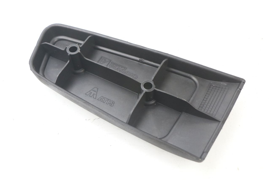 photo de REPOSAPIES DELANTERA DERECHA PIAGGIO MP3 LT 300 (2010 - 2016)