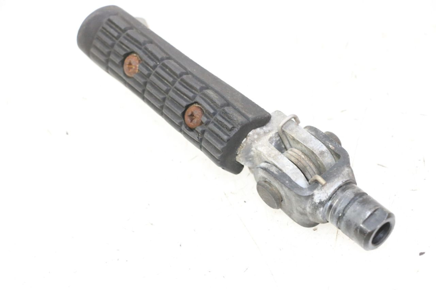 photo de REPOSAPIES DELANTERA DERECHA TRIUMPH SPRINT 900 (1995 - 1998)