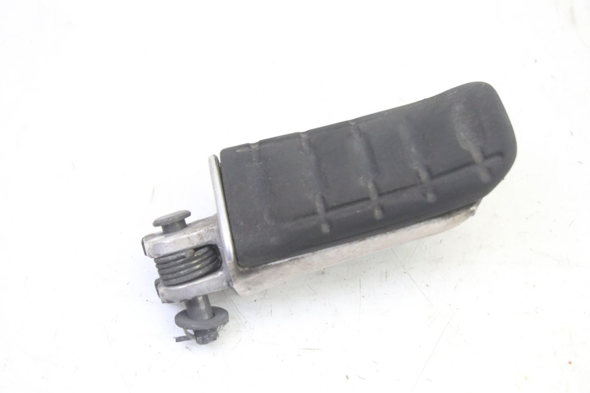 photo de REPOSAPIES DELANTERA DERECHA HONDA ST PAN EUROPEAN 1300 (2002 - 2013)