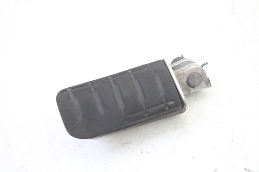 photo de REPOSAPIES DELANTERA DERECHA HONDA ST PAN EUROPEAN 1300 (2002 - 2013)