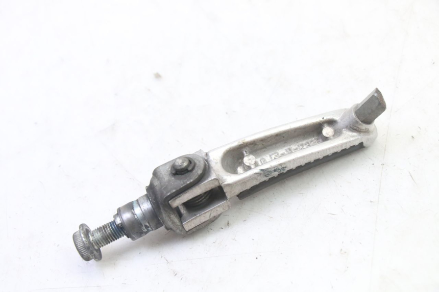photo de REPOSAPIES DELANTERA DERECHA SUZUKI SV S 650 (2003 - 2009)