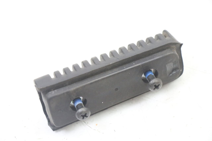 photo de REPOSAPIES DELANTERA DERECHA YAMAHA TRACER 7 700 (2020 - 2024)