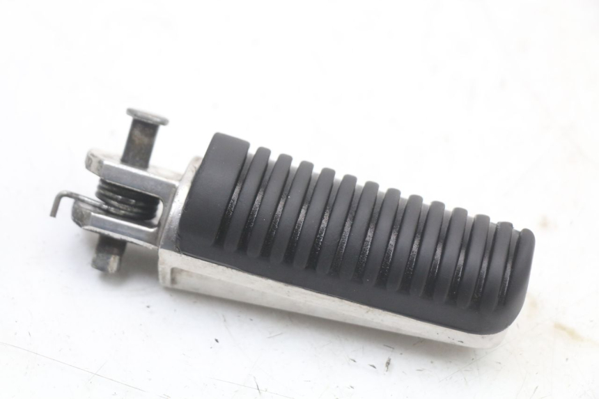 photo de REPOSAPIES DELANTERA DERECHA YAMAHA XJ6 ABS 600 (2008 - 2016)