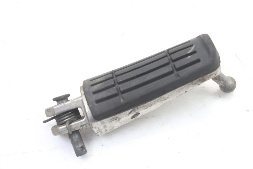 photo de REPOSAPIES DELANTERA DERECHA YAMAHA FZ6 FAZER S2 600 (2007 - 2011)