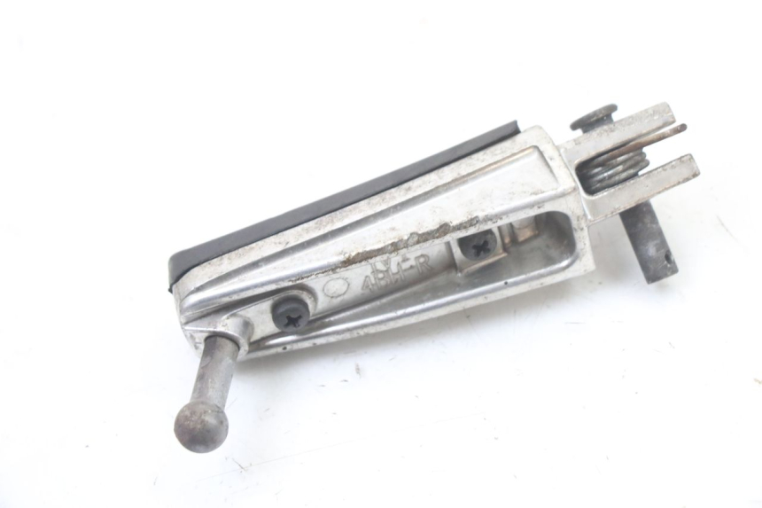 photo de REPOSAPIES DELANTERA DERECHA YAMAHA FZ6 FAZER S2 600 (2007 - 2011)