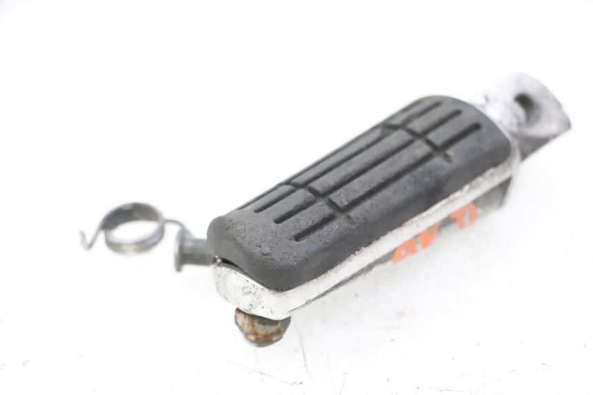 photo de REPOSAPIES DELANTERA DERECHA YAMAHA XJ6 600 (2008 - 2016)