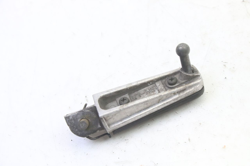 photo de REPOSAPIES DELANTERA IZQUIERDA YAMAHA FZ6 FAZER S2 600 (2007 - 2011)