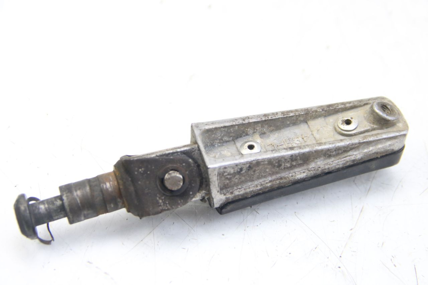 photo de REPOSAPIÉS DELANTERO IZQUIERDO YAMAHA FZS FAZER 600 (2001 - 2003)