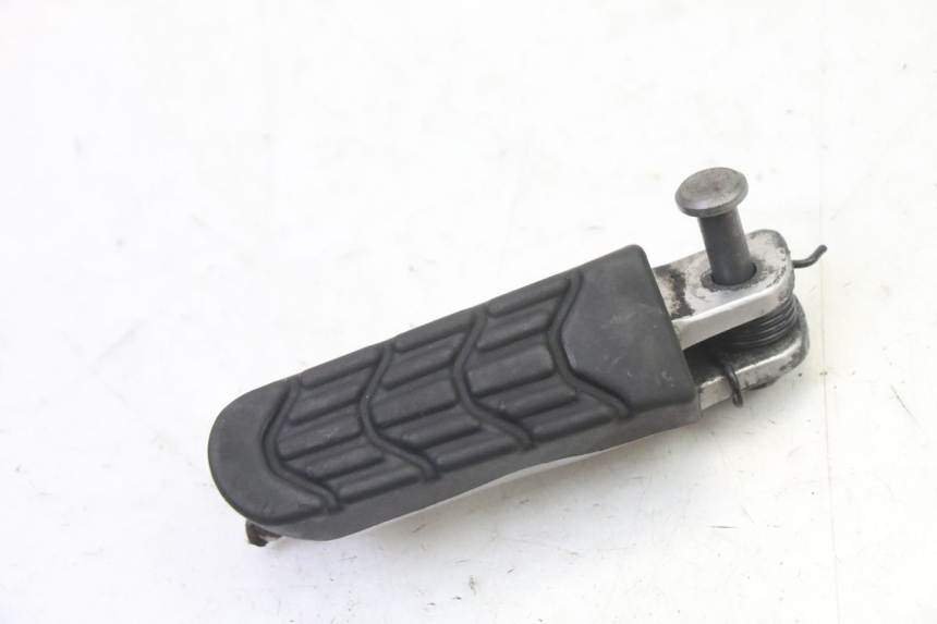 photo de REPOSAPIES DELANTERA IZQUIERDA BMW G310 R 310 (2016 - 2020)
