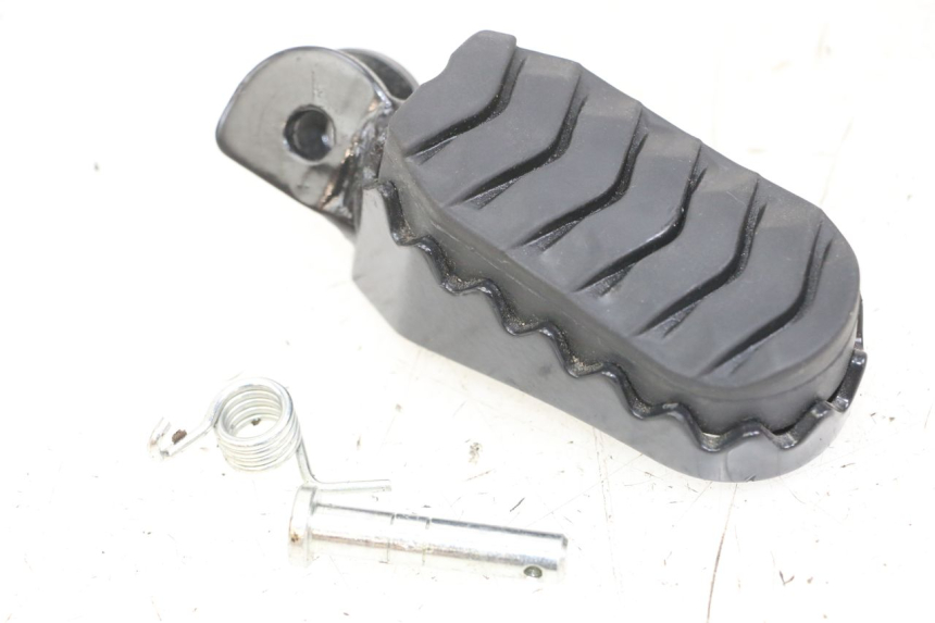 photo de REPOSAPIES DELANTERA IZQUIERDA ROYAL ENFIELD SCRAM 411 (2022 - 2024)