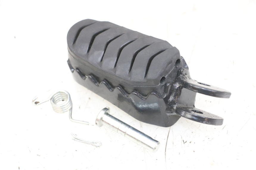photo de REPOSAPIES DELANTERA IZQUIERDA ROYAL ENFIELD SCRAM 411 (2022 - 2024)