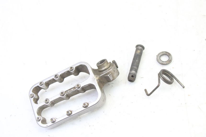 photo de REPOSAPIES DELANTERA IZQUIERDA KTM SUPERENDURO R 950 (2005 - 2009)