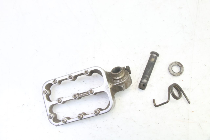 photo de REPOSAPIES DELANTERA IZQUIERDA KTM SUPERENDURO R 950 (2005 - 2009)