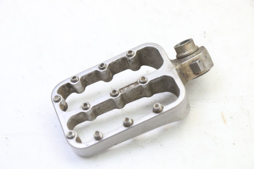 photo de REPOSAPIES DELANTERA IZQUIERDA KTM SUPERENDURO R 950 (2005 - 2009)